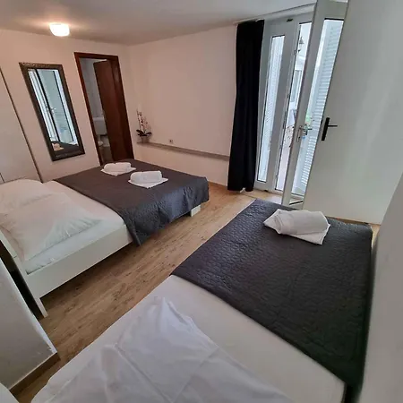 In Core Area Of アパート ドラマリ