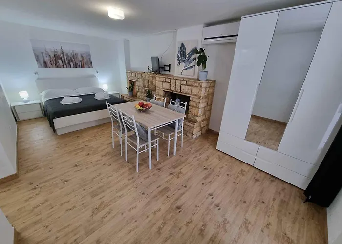 In Core Area Of דירה